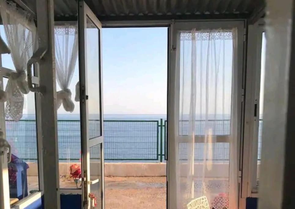 The Beach Hut With Lazy Spa Adra Kültér fotó